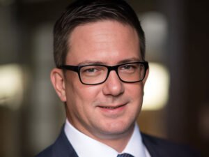Kuhn Stefan Fidelity International ETF